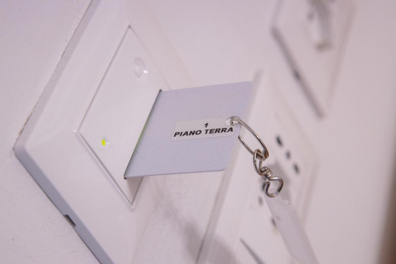 Enjoy Boutique Rooms Monopoli Buitenkant foto